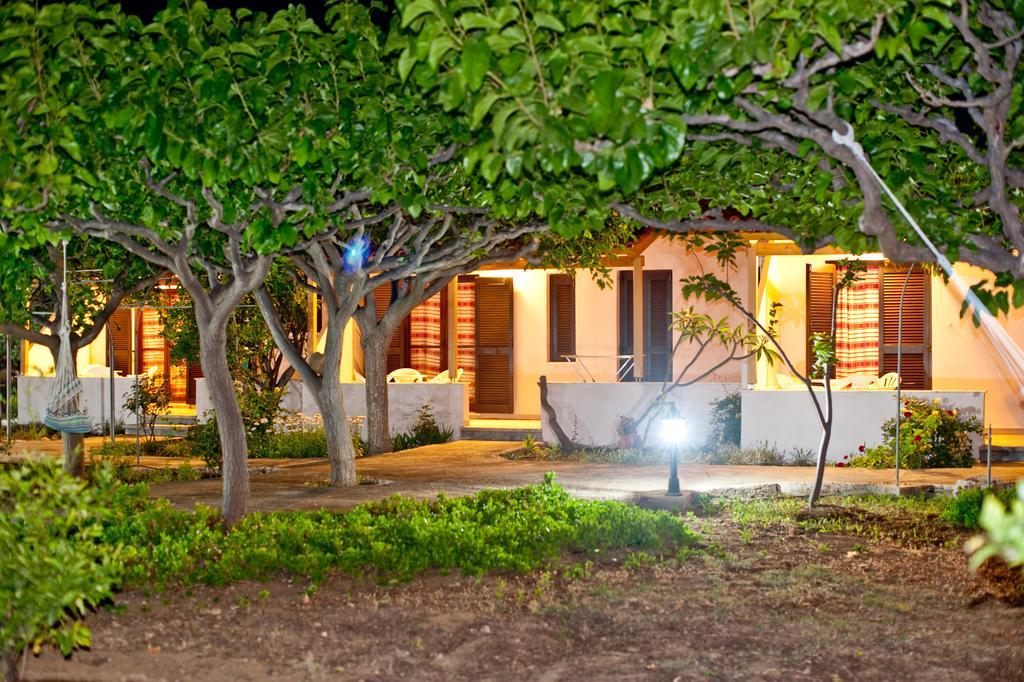 פראנגוקאסטלון Dolphin Apartments מראה חיצוני תמונה