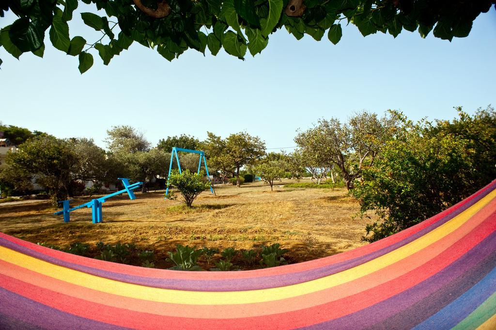 פראנגוקאסטלון Dolphin Apartments מראה חיצוני תמונה